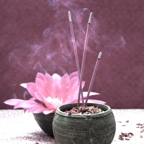 Inciensos 100 % naturales línea Classic, especiales POR SU CALIDAD, por su variedad aromática, por su duración olfativa. TE SORPRENDERAN.